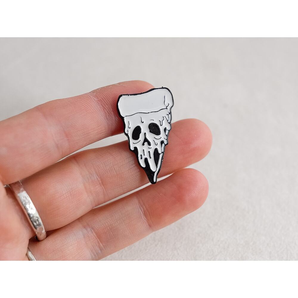 Cute Skeleton Face Pizza Slice Button Pin Spooky Halloween Theme Small Novelty